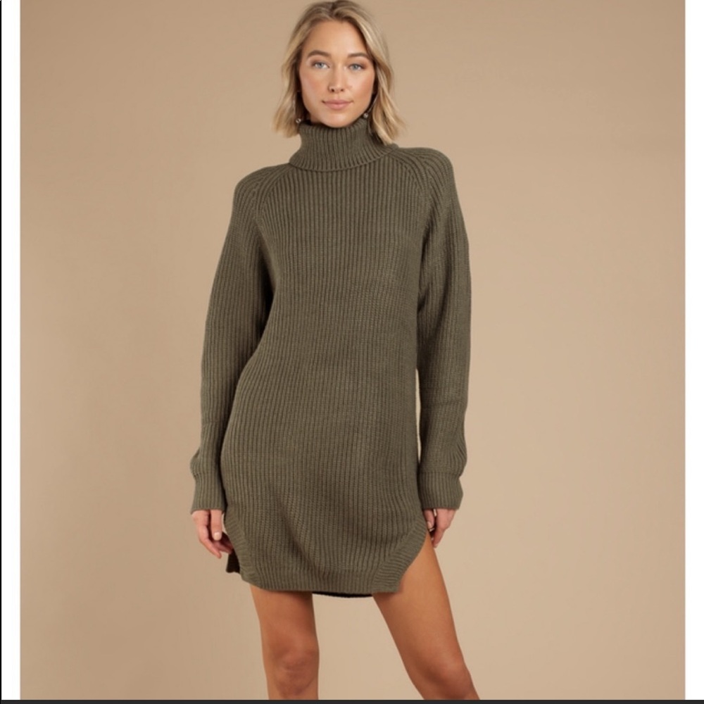 Olive Green•Tobi•Sweater Dress•Super Soft! Size Small•